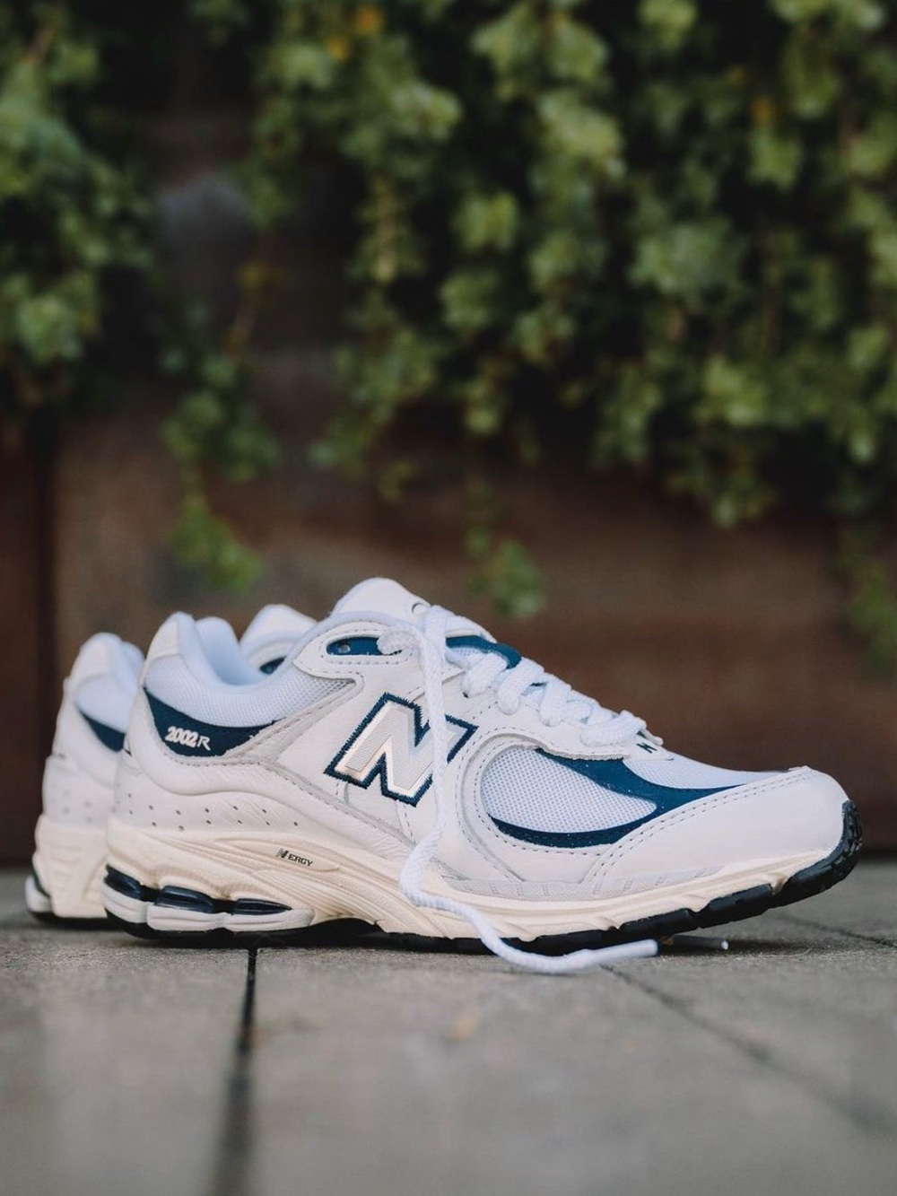 New Balance 2002r BRAND NEW